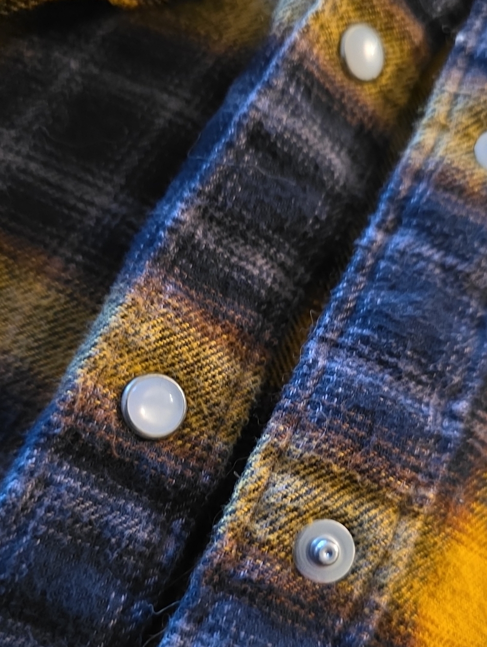LEVI'S Western Style Snap Button Shirt! M - Picture 4 of 5